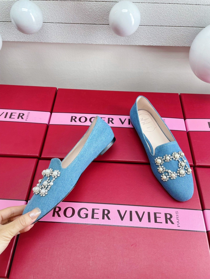 Roger Vivier Flat Shoes